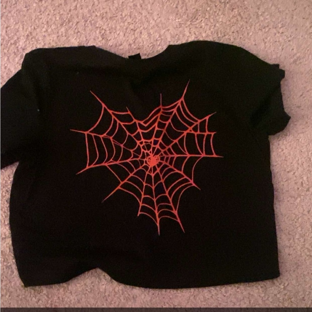 black & red spider cropped top
